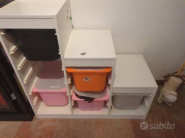 Mobile Ikea con scatole