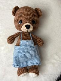 Orsetto pupazzo Amigurumi