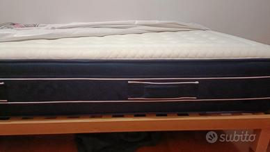 Materasso Memory + Letto doghe in legno - 120*190