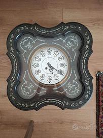 Orologio da parete antico con intarsi  madreperla