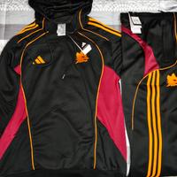tuta AS Roma taglia L con cappuccio 