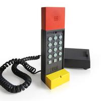 TELEFONO ENORME BRONDI  Design : Ettore Sottsass