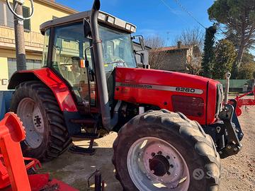 Trattore Massey Ferguson 6260 DT