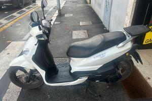 Peugeot Tweet 125 - 2023 euro 4 - PERMUTE