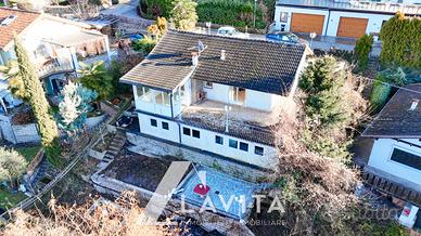 Casa singola con giardino e terrazza a Salorno