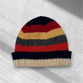 Cappello Invernale in Maglia a Righe Multicolor