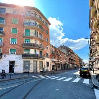NEGOZIO A TORINO