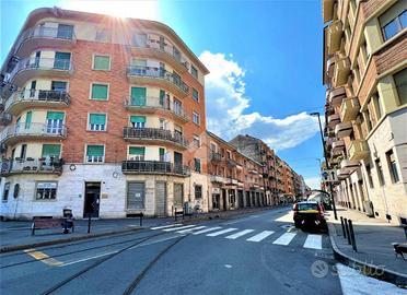 NEGOZIO A TORINO