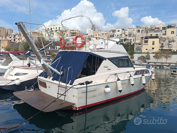 Center Craft Corvette 37 Fly