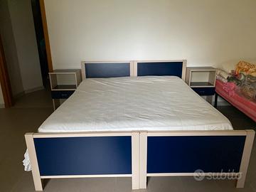 Camera matrimoniale o due letti singoli colore blu