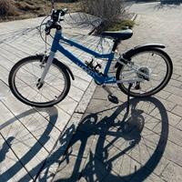 Woom 4 bicicletta per bambini