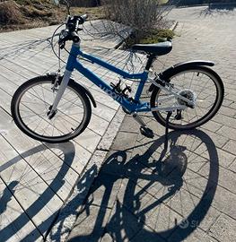 Woom 4 bicicletta per bambini