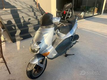 Aprilia SR sport 150 2T a carburatore come nuova