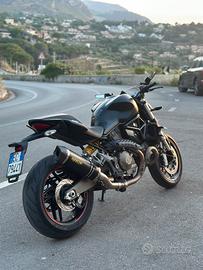 Ducati monster 821 dark safety abs!