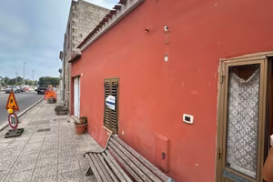 Casa campidanese su due livelli con garage