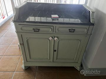 Credenza