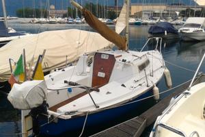 Barca a Vela mt.6. con Motore Mercury 5 HP 4T