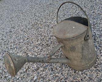 annaffiatoio vintage