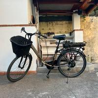 Bicicletta elettrica da passeggio Armony 