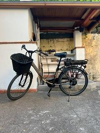 Bicicletta elettrica da passeggio Armony 