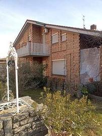 Immobile in asta di 594 m² con più di 5 locali e b