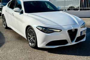 Alfa Romeo Giulia 2.2 Turbodiesel 150 CV AT8 Super