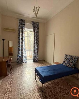 TA-18609 Camere singole per donne in zona Borgo