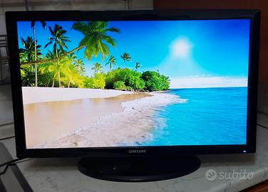Monitor Samsung 24  pollici full-hd HDMI VGA.