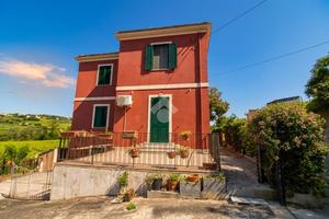CASA INDIPENDENTE A VILLAMAGNA