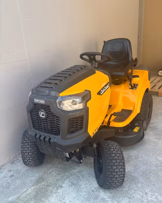 Trattorino Cub Cadet LT1 NR92 pari al nuovo (2024)