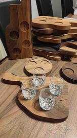 Tagliere porta bicchieri fatto a mano 