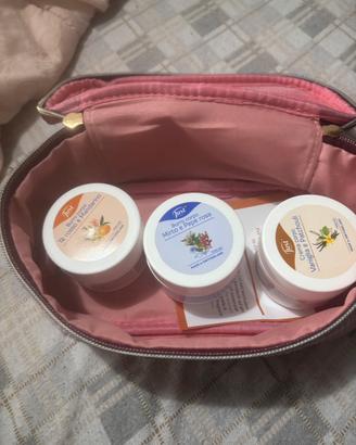 Set corpo compreso di pochette just