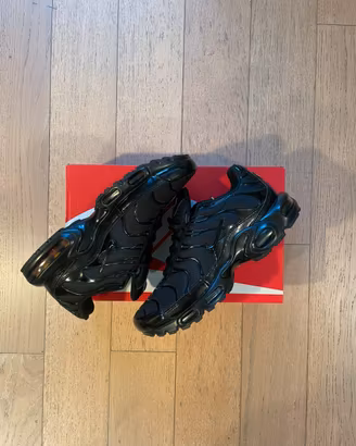Nike Tn Black