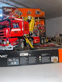 8258 technic camion rosso
