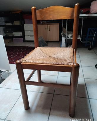 N°4 sedie in legno massello con seduta impagliata