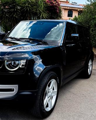 Land Rover Defender SE 3.0 autocarro