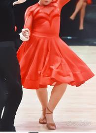 Divisa ballo latino-americano. 