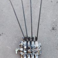 Distributore idraulico/oleodinamico  per muletti