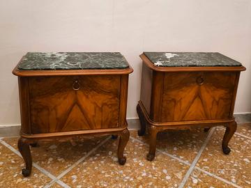 comodini d'epoca in noce e marmo verde, anno 1950
