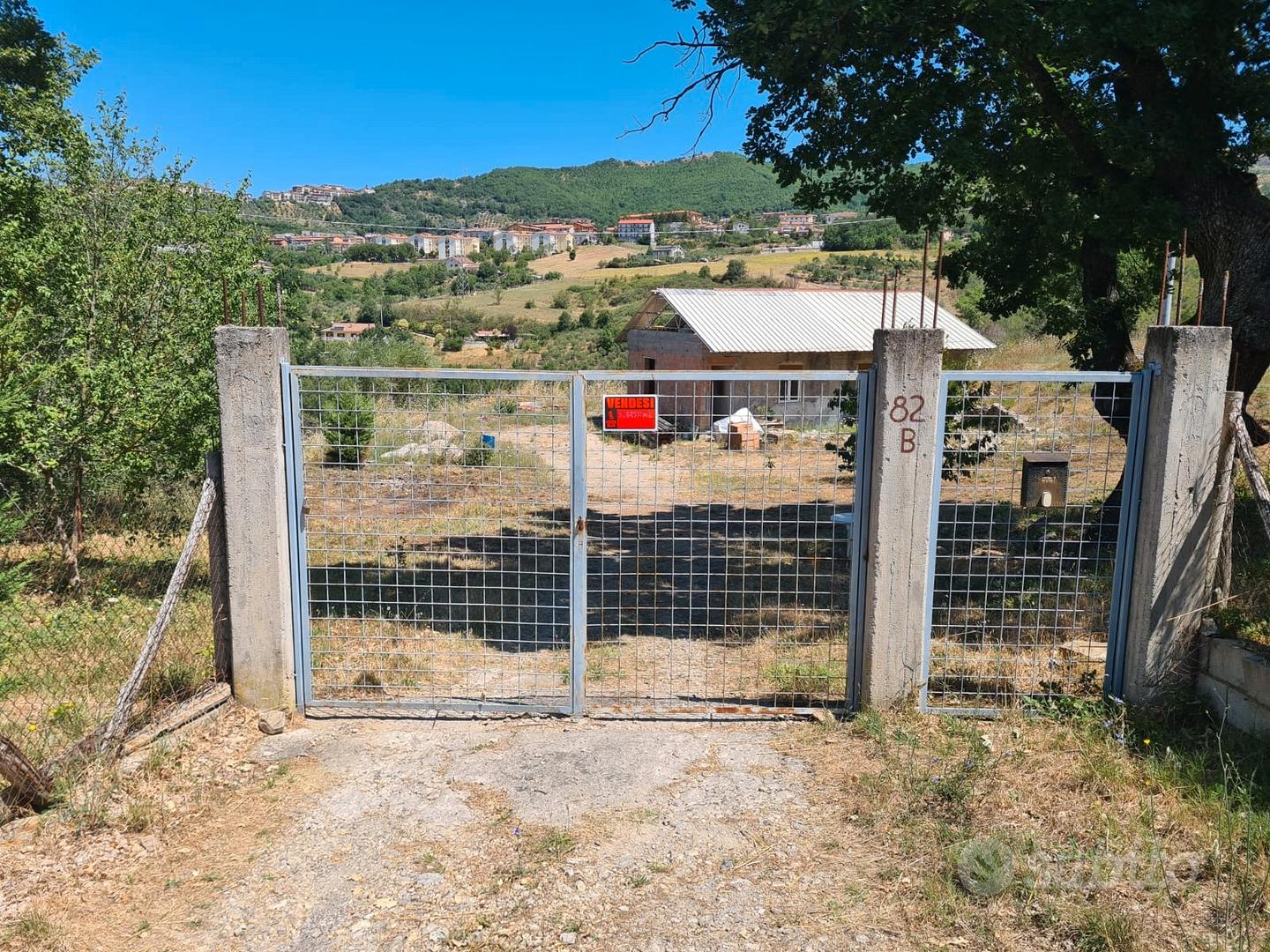 Terreno con rustico - Vista 2