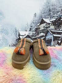 Pantofole invernali UGG Tazzle, verde-marrone 37
