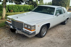 Cadillac fleetwood brougham coupe