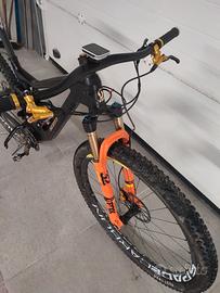 MTB full carbon