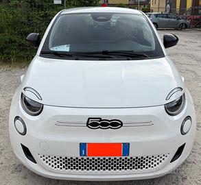 FIAT 500e elettrica 23,8 kWh Red My25 Hatchback  