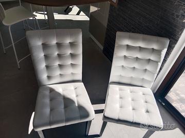 2 poltroncine bianche