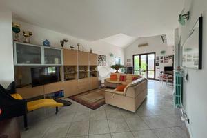 VILLA SINGOLA A MORNICO AL SERIO