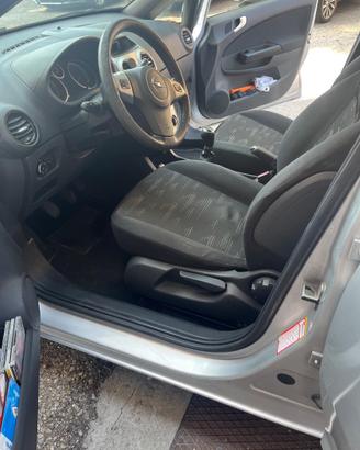 Opel Corsa 1.3 Diesel, 5 porte, 75 CV