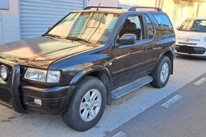 Opel Frontera sport dti