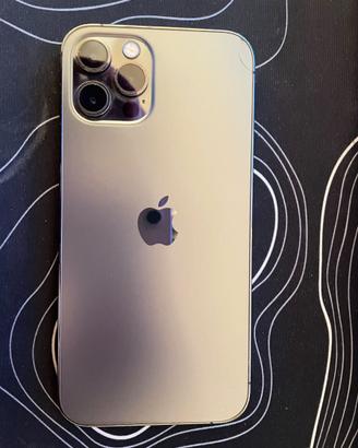 IPhone 12 Pro e IPhone 12 + Lenovo Ideapad 3