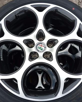 Cerchi in lega 19" originali Alfa TONALE con gomm